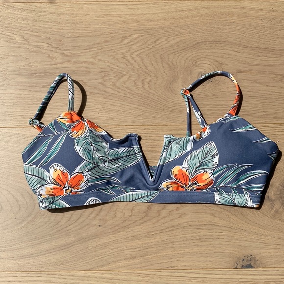 Midori mau loa cabana mer top - Picture 1 of 7